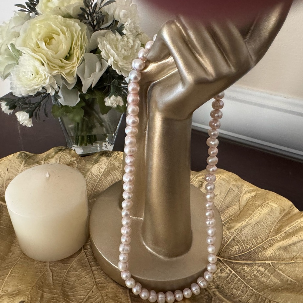 Elegant Pearl Necklace